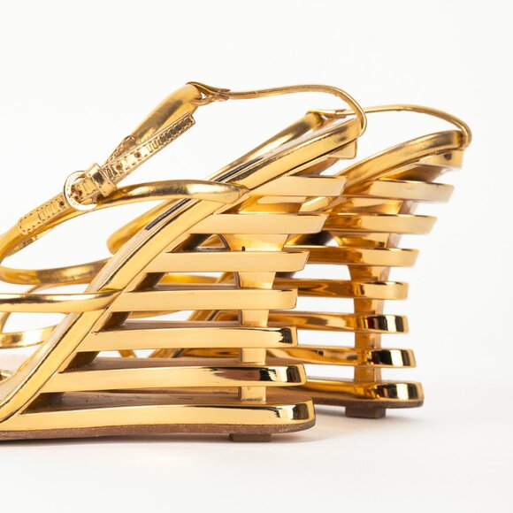 Louis Vuitton Lime Wedge Gold Leather Stepped-Heel Sandals - Picture 8 of 11